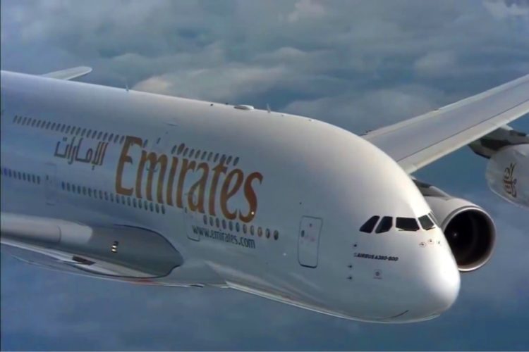 Авиакомпания Emirates начинает страховать пассажиров по другой схеме