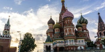 Компании сообщили, когда иностранцы начнут приезжать в РФ