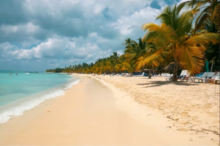 Доминикана может не впустить некоторых туристов с начала января