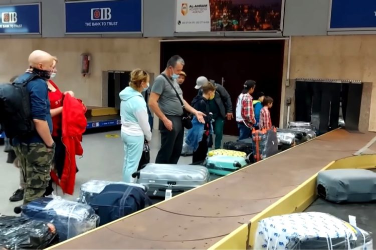 В аэропортах Египта таки очередей нет