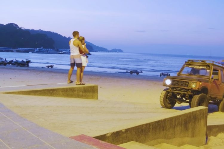 В Таиланде обсуждают открытие границ для еще одной страны