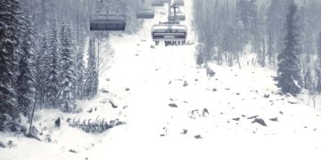 Горнолыжные курорты России начали восстанавливать работу
