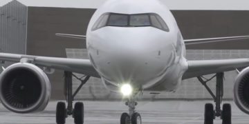 Авиакомпании начали ставить небольшие самолеты на дальние рейсы