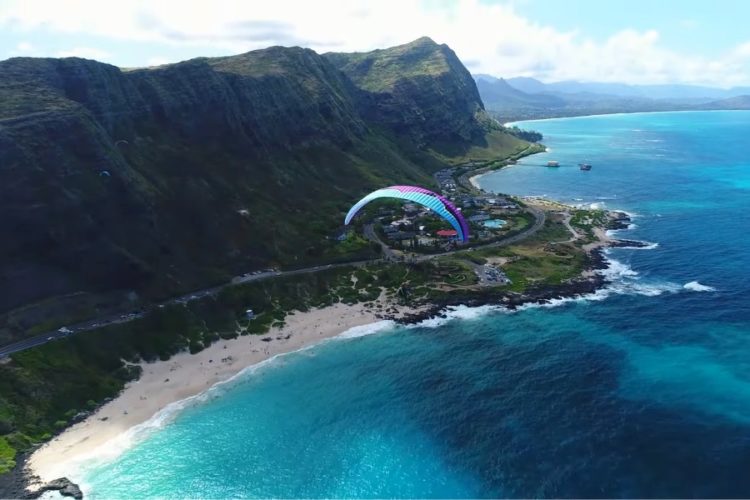 Гавайские острова не испугались нового штамма - там беспокоятся о туризме