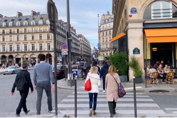 У россиян появилась возможность свободно ездить за границу и по России