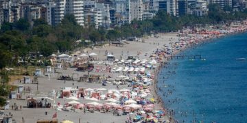 новость 05-12-2021 В Анталье подсчитали иностранных туристов