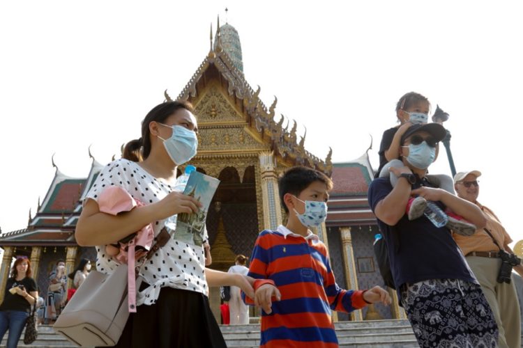 новость 25-12-2021 Бронирования в Таиланд снизились из-за распространения нового штамма