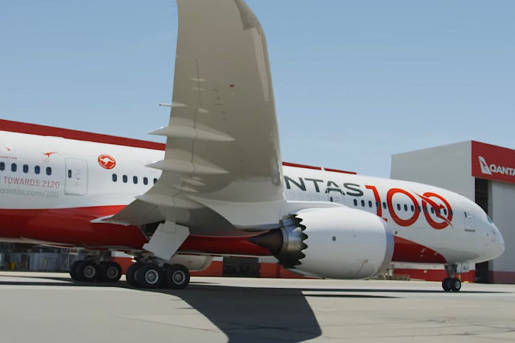 Нацперевозчик Австралии требует срочно открыть границы