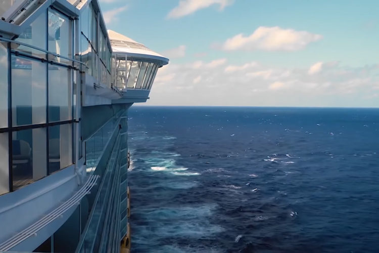 Популярная среди туристов страна приостанавливает круизы