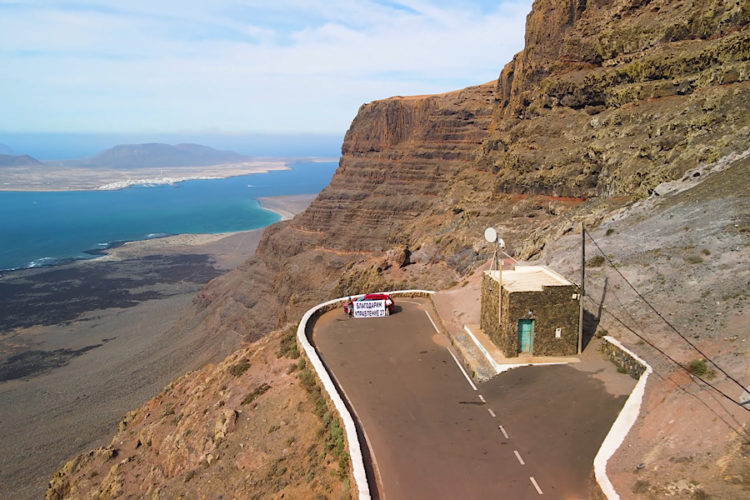 Популярный курорт собирается пускать туристов на пляжи по записи