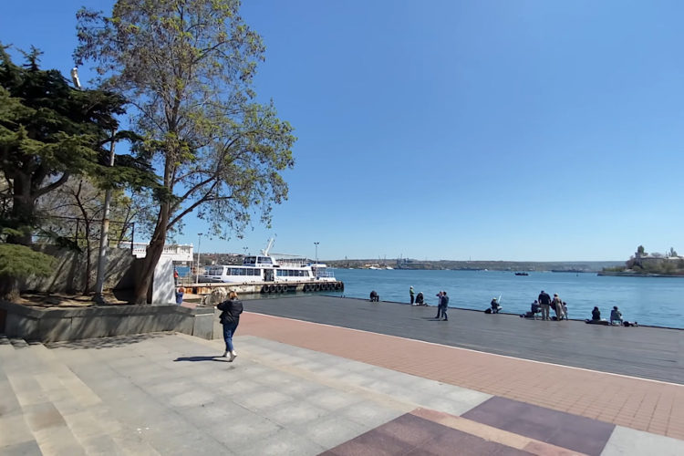 Отели Крыма удивлены «письмами счастья» от Букинга