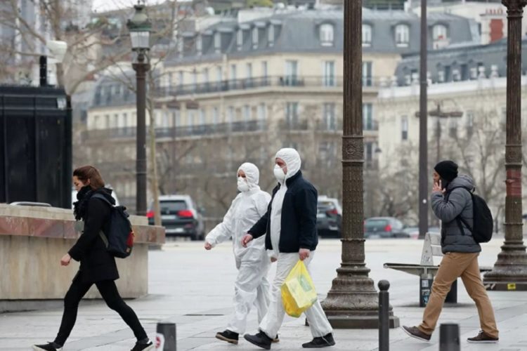 новость 02-01-2022 С 1 января Франция ужесточила ковидные ограничения