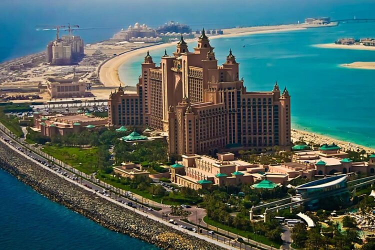 новость 28-02-2022Арабские Эмираты ослабляют ковидные ограничения для туристов