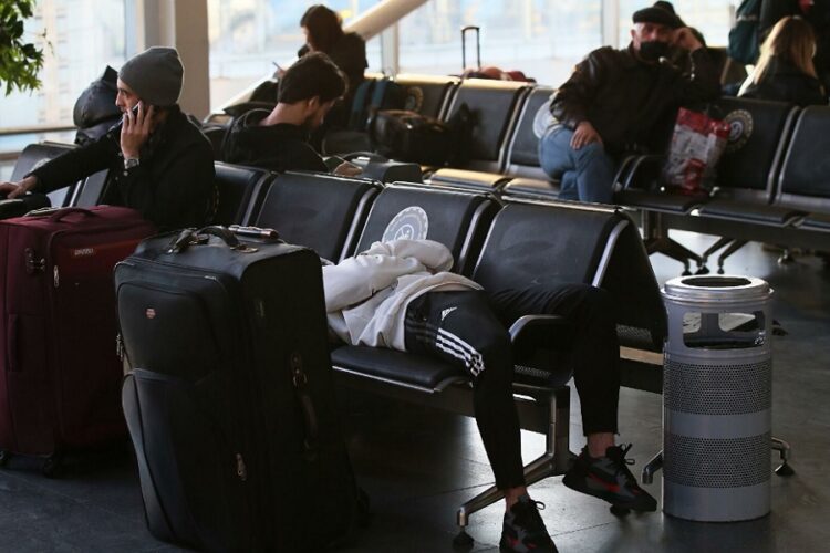 новость 28-02-2022 Вывозные рейсы организуют для россиян, застрявших в Венгрии