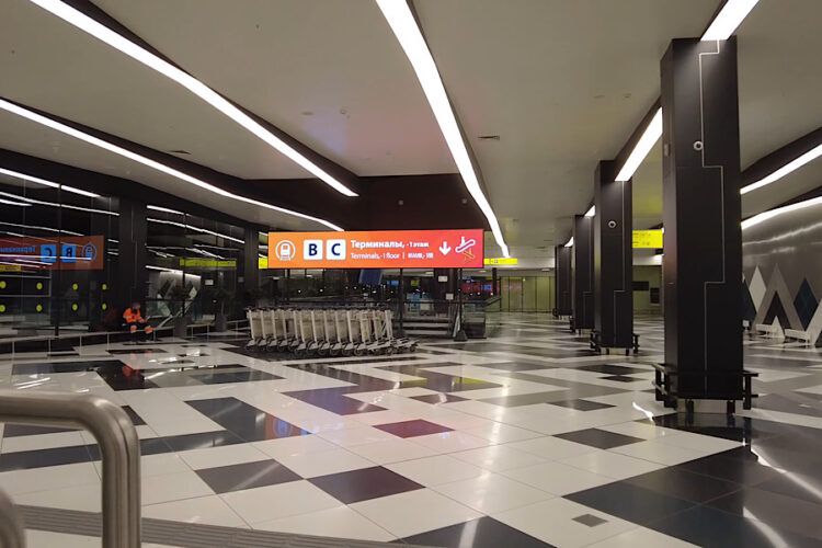 Российский пилот объяснил, почему рейсы начали выполнять гораздо дольше