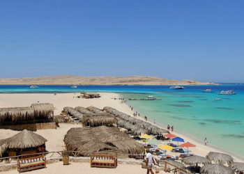 В отелях Хургады и Шарм-эль-Шейха заканчиваются места