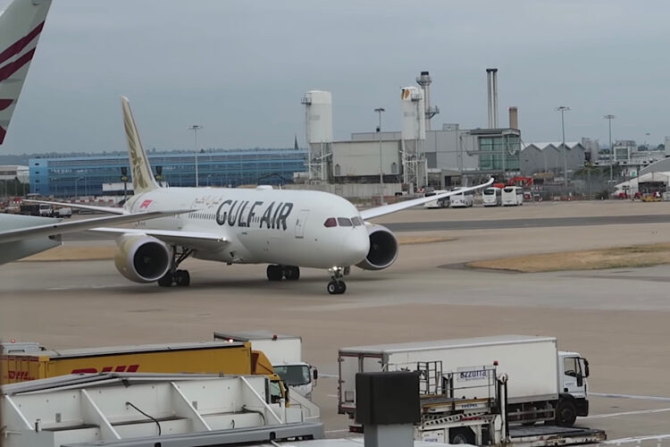 Россиянам предлагают очень интересную стыковку в Бахрейне