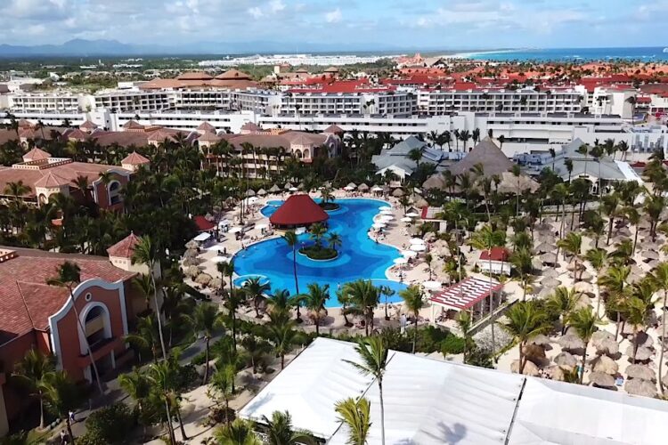 Россиян назвали приоритетными еще в одном государстве