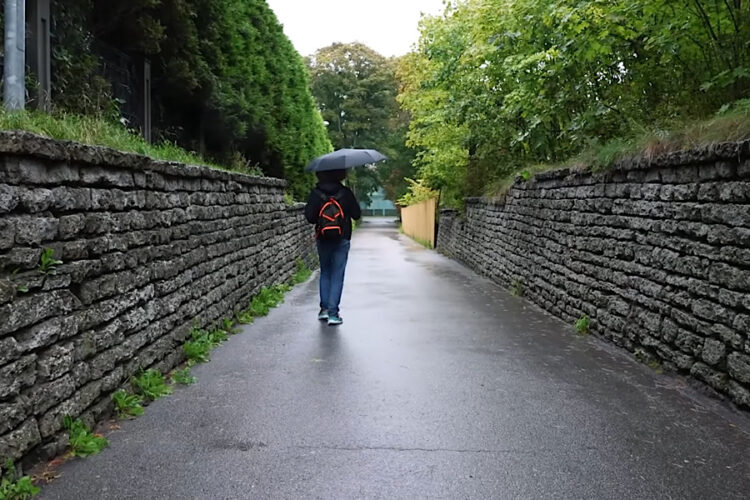 В Латвии отказались от части ограничений для туристов