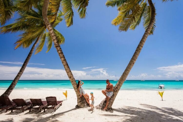 новость 17-02-2022 Россия снова лидирует по туристическому потоку в Доминикану