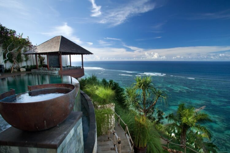 новость 30-03-2022 На любом из островов Индонезии можно отдохнуть без карантина