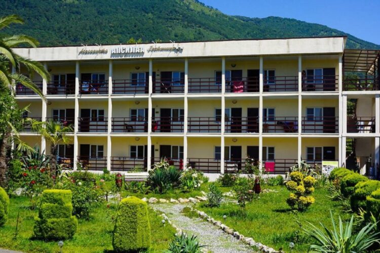 новость 30-03-2022 В Абхазии выросли риски овербукинга и подорожания отелей