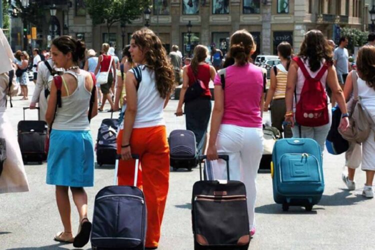 новость 16-03-2022 Вырастет ли у россиян спрос на страны ближнего зарубежья?