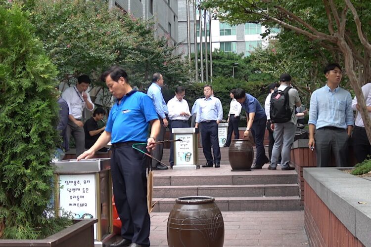 Число рейсов из Владивостока в Сеул сокращается