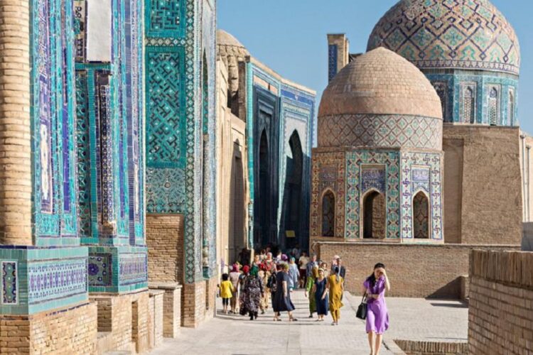 новость 19-04-2022 На майские каникулы Узбекистан войдет в ТОП-10 самых востребованных направлений