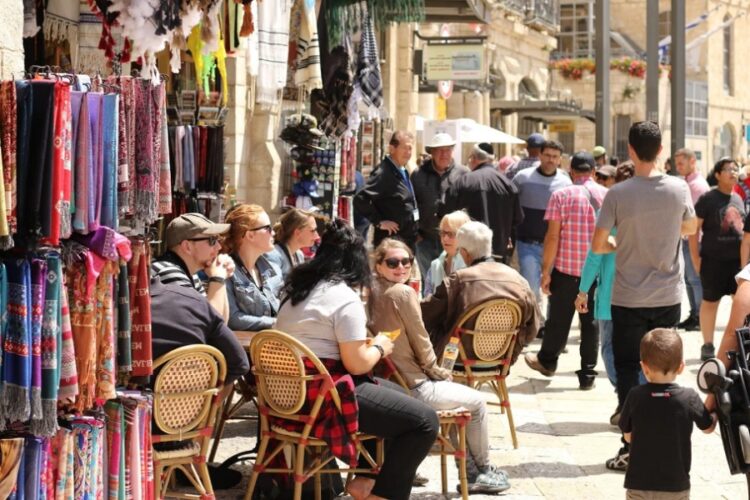 новость 18-04-2022 От поездок в Европу на пасхальных каникулах лучше воздержаться