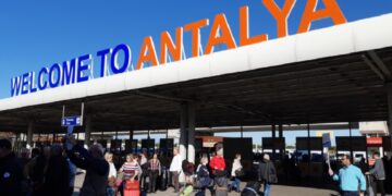 новость 06-04-2022 «Библио-Глобус» запускает чартерные рейсы в Турцию