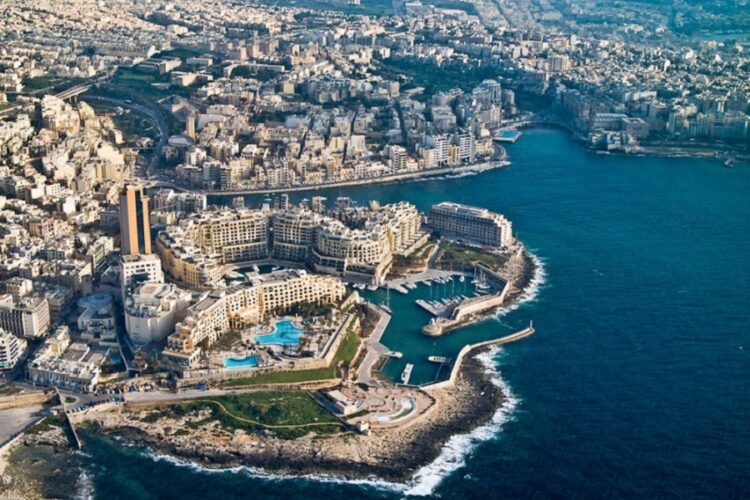 новость 18-04-2022 Мальта, Болгария и Греция упростили правила въезда