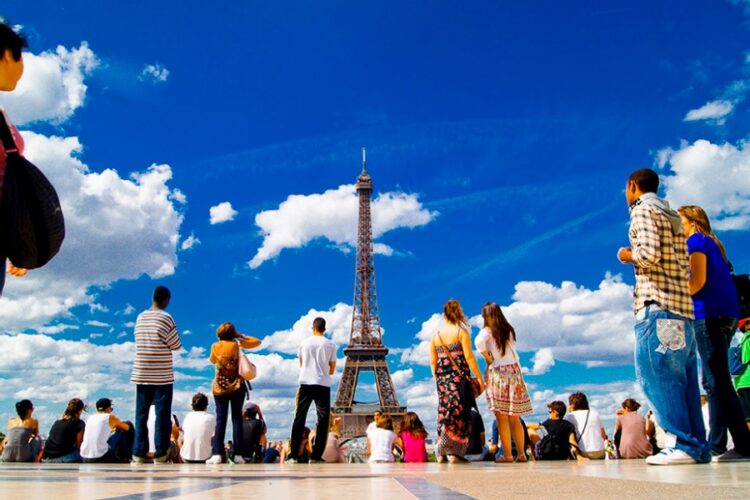 новость 16-05-2022 Путешествовать для россиян этим летом стало дороже