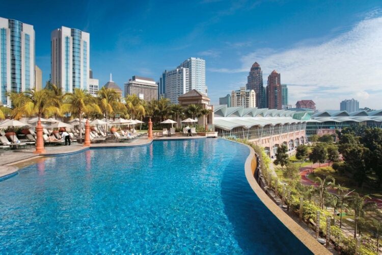 новость 04-05-2022 Малайзия освободила привитых туристов от тестов на ковид