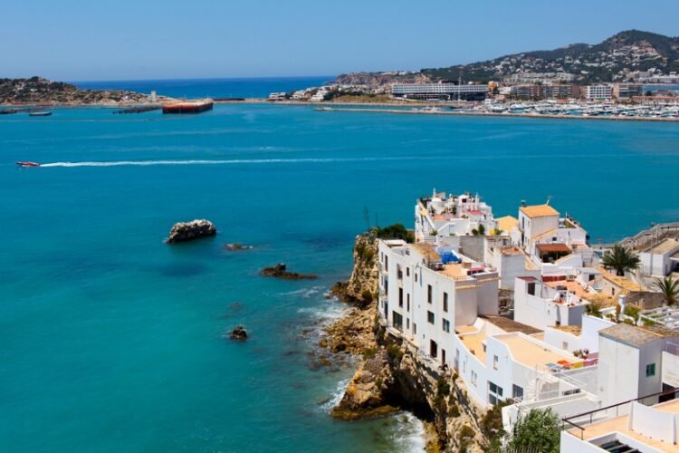 новость 16-05-2022 На Балеарских островах могут закрыть тысячи гостиничных номеров