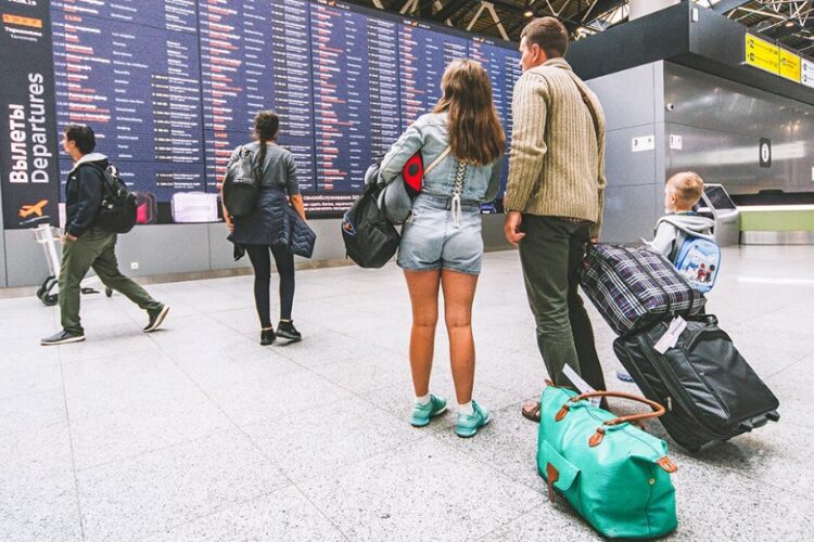 новость 25-05-2022 У россиян вырос спрос на билеты в один конец за границу