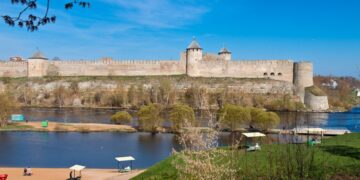 новость 12-05-2022 Эстония нашла кем заменить российских туристов