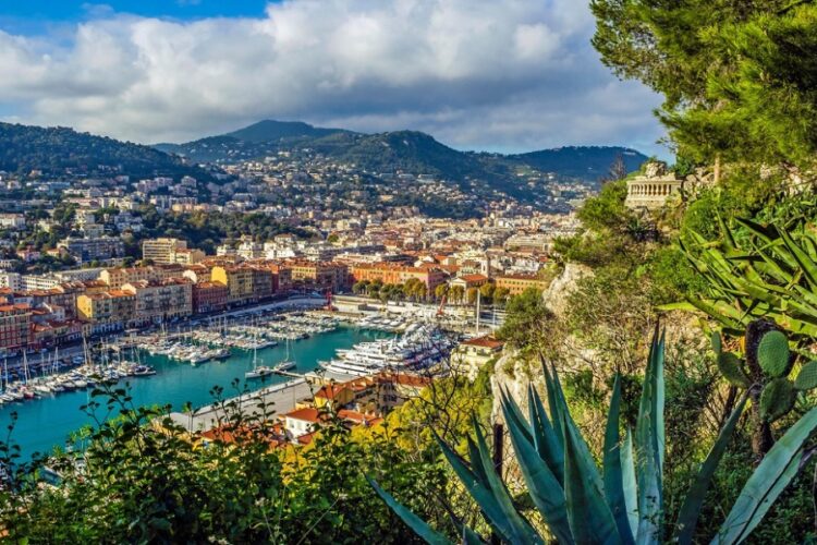 новость 16-05-2022 Французская Ривьера заменит россиян американцами