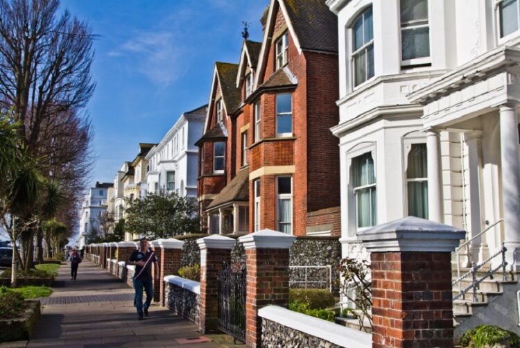 новость 19-05-2022 Британский курорт может объявить чрезвычайное положение из-за голода