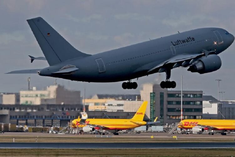 новость 21-05-2022 Число авиарейсов из Германии в январе-марте выросло на 353%