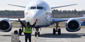новость 24-05-2022 Число пассажиров, перевезённых российскими авиакомпаниями, снизилось