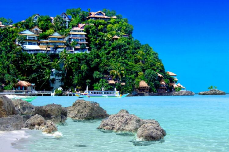 новость 02-06-2022 Филиппинские острова стали доступнее для российских туристов