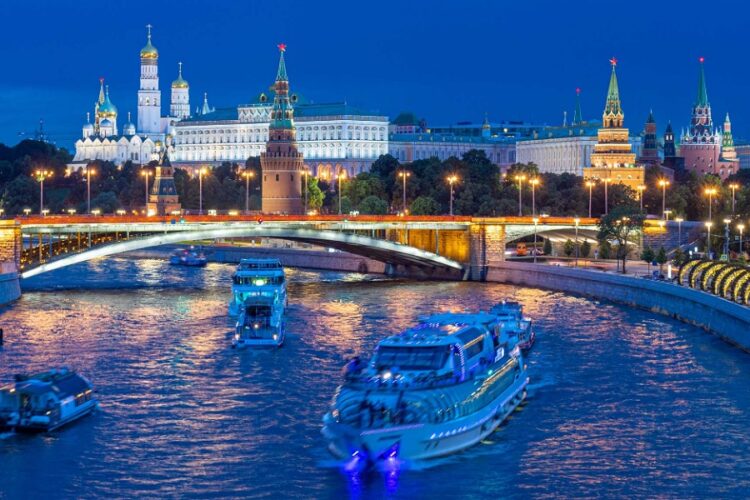 новость 23-06-2022 Российские туристы стали чаще интересоваться турами в Москву