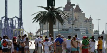новость 29-06-2022 Туристический поток в Сочи в этом году может достичь 7 миллионов человек