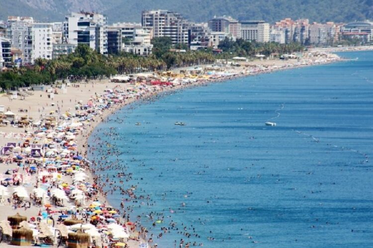 новость 18-07-2022 Куда этим летом полетят российские туристы?