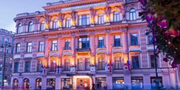 новость 17-08-2022 Отели Санкт-Петербурга дешевле, чем отели европейских столиц