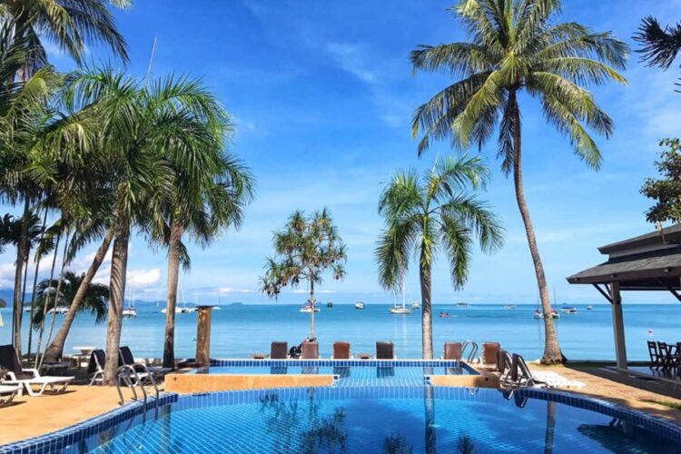 новость 16-08-2022 Куда отправятся российские туристы на новогодние каникулы?