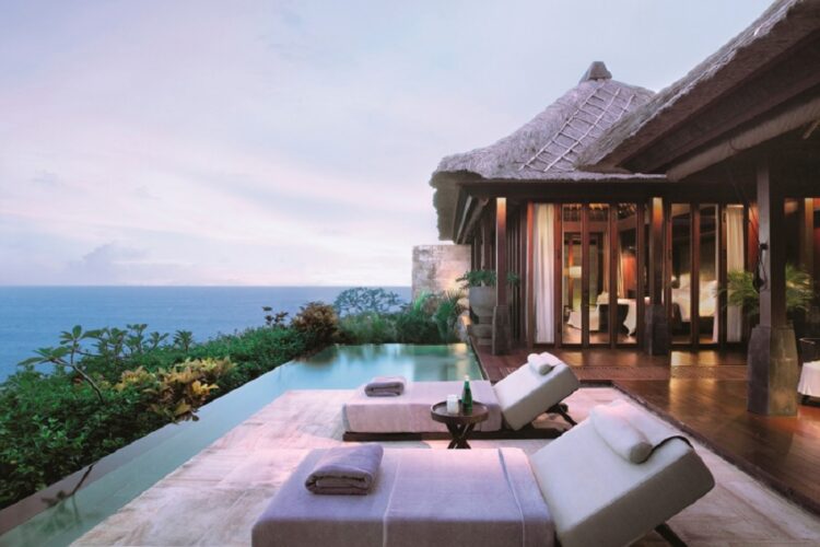 новость 22-08-2022 Какие направления ждут лишь состоятельных туристов?