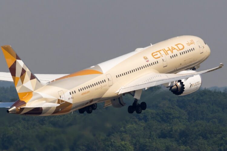 новость 29-09-2022 Etihad Airways наращивает авиаперевозку в Москву