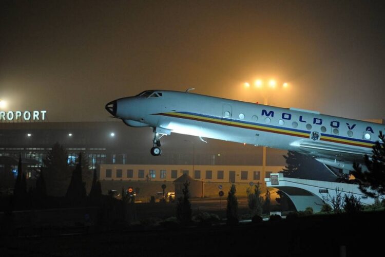новость 13-09-2022 Власти Молдовы запретили Air Moldova летать в Россию